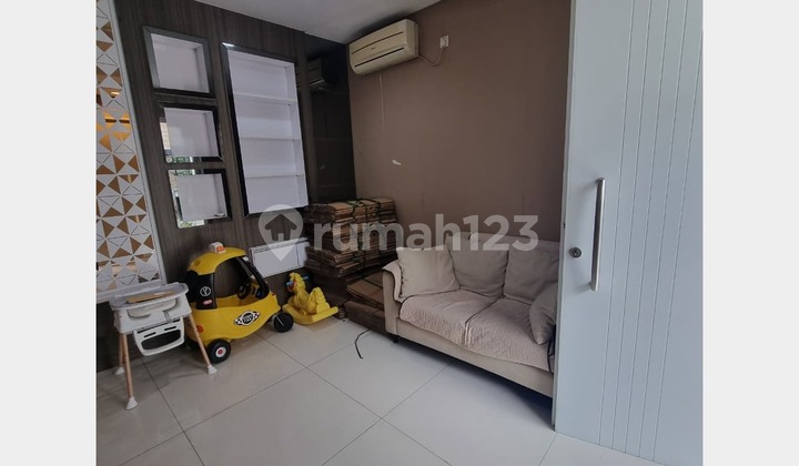 House in Lucky Park Grisenda 3 stories, Penjaringan PIK North Jakarta for sale only 6m. 2