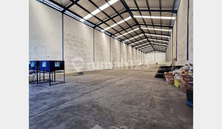 Gudang 897m2 di kapuk muara dijual cepat