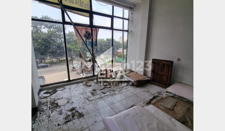 Shop House for Sale Cheap by the Side of Pasar Minggu Main Road, Land Calculation South Jakarta