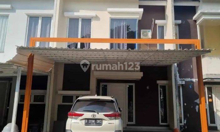 Disewakan Rumah 2 Lt Semi Furnish Cluster Modernland Tangerang  1