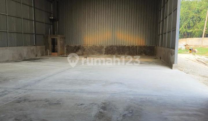 Quick For Rent Ready-to-Use Shared Warehouse with 20ft Access in Legok, Tangerang Quick For Rent Ready-to-Use Shared Warehouse with 20ft Access in Legok, Tangerang