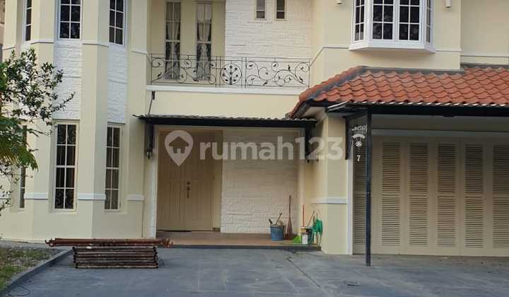 Rumah di Telaga Biru Alam Sutera Furnished Rumah di Telaga Biru Alam Sutera Furnished
