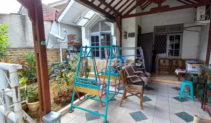 tampak depan dijual cepat bu rumah di