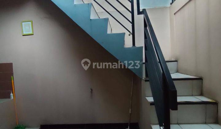 Disewakan Rumah Rapi 1.5 Lantai di Neo Catalonia Nusaloka Bsd 9