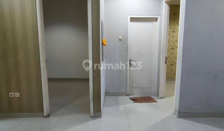 Disewakan Rumah Rapi 1.5 Lantai di Neo Catalonia Nusaloka Bsd 12