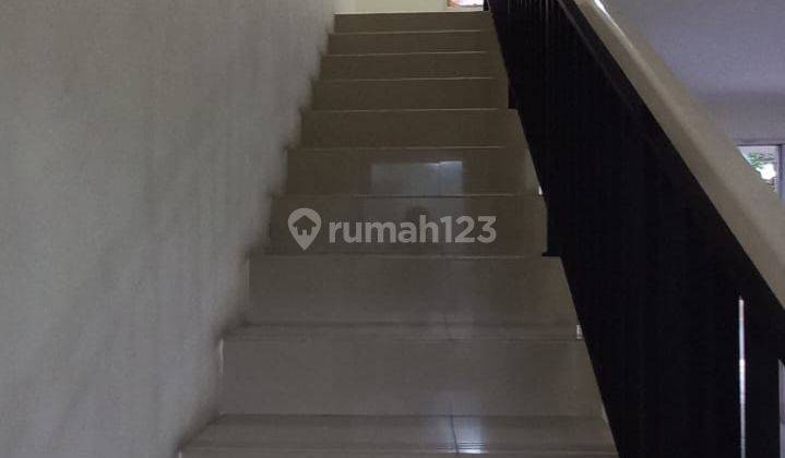 Disewakan Rumah Siap Huni 2 Lantai di Cluster Lavaletta Modernland Tangerang 5