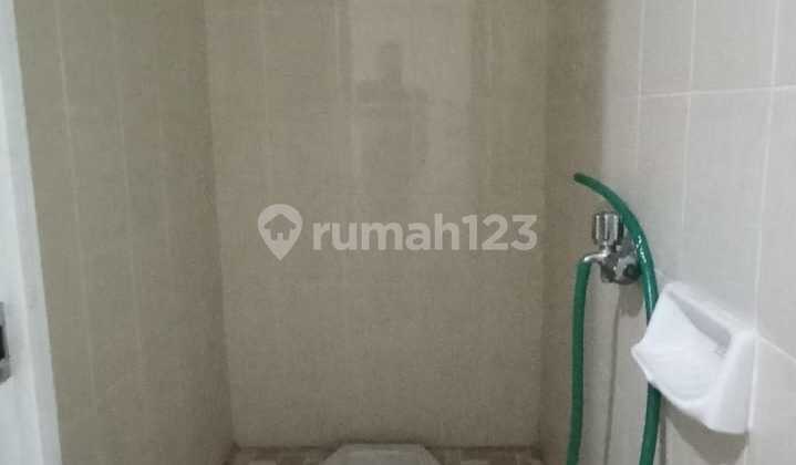 Disewakan Rumah Siap Huni 2 Lantai di Cluster Lavaletta Modernland Tangerang 6