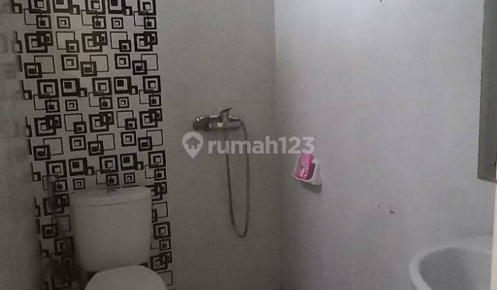 Disewakan Rumah Siap Huni 2 Lantai di Cluster Lavaletta Modernland Tangerang 12