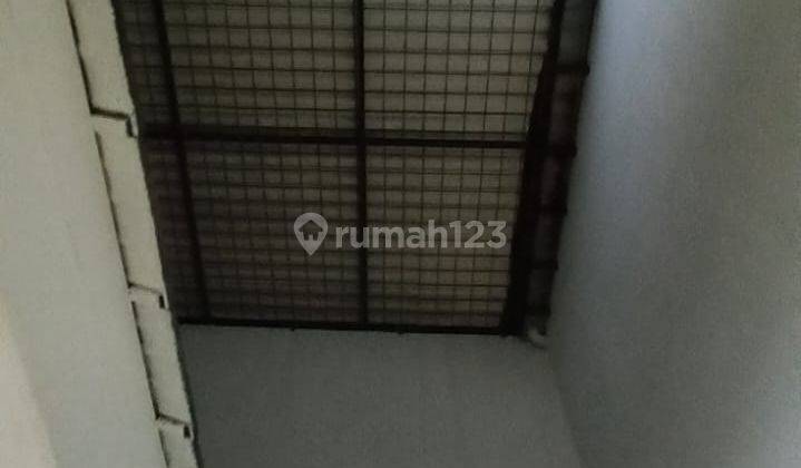Disewakan Rumah Siap Huni 2 Lantai di Cluster Lavaletta Modernland Tangerang 14