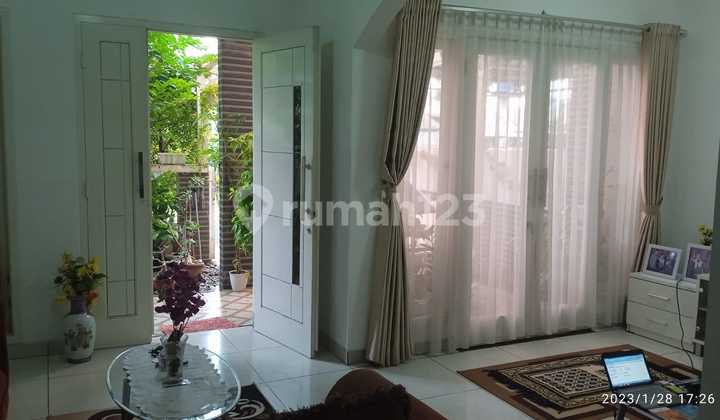 Dijual Cepat Rumah 1 1/ 2 lt, Siap Huni Di Cluster Taman Royal 2 Tangerang 3