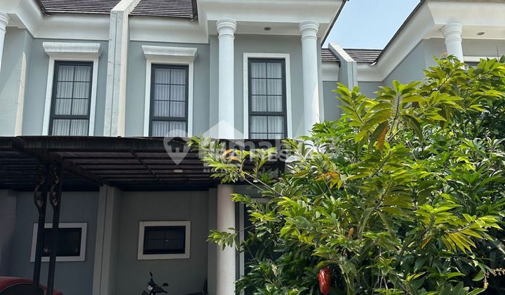 Rumah Bagus Rapi 2 Lantai di Cluster Pinewood Banjar Wijaya
