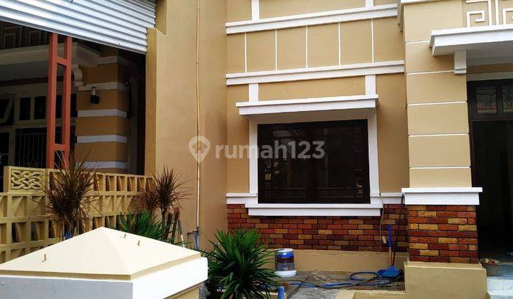 DIJUAL CEPAT RUMAH 2 LANTAI RAPI SIAP HUNI SEMI FURNISHED DI CLUSTER PASADENA MODERNLAND 1