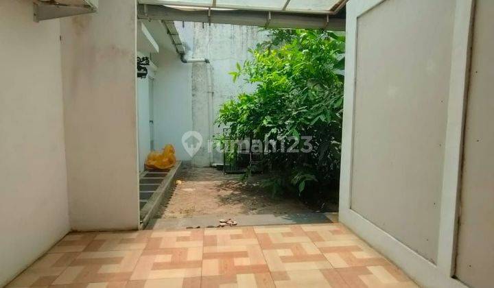 DIJUAL CEPAT RUMAH RAPI SIAP HUNI DI TAMAN CHRYSANT 1 KENCANA LOKA BSD CITY 2