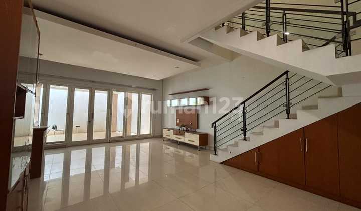 Dijual Cepat Rumah Bangunan Mandiri di Sutera Onyx Alam Sutera Tangerang Dijual Cepat Rumah Bangunan Mandiri di Sutera Onyx Alam Sutera Tangerang