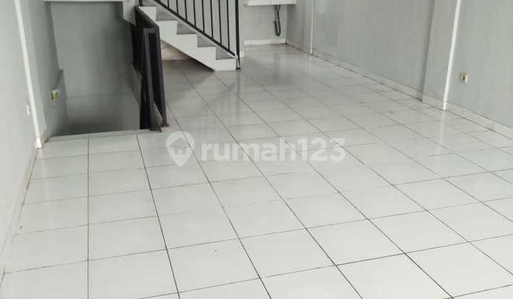 For Rent Fast Ready-to-Use Twin Shophouse Facing Binong Highway Tangerang 2