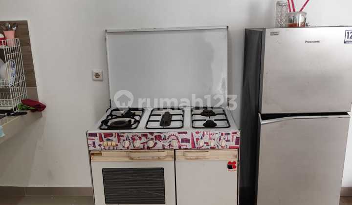 For Rent Quick Semi-Furnished 3+1 Bedroom House in Golden Vienna 2 Cluster, BSD