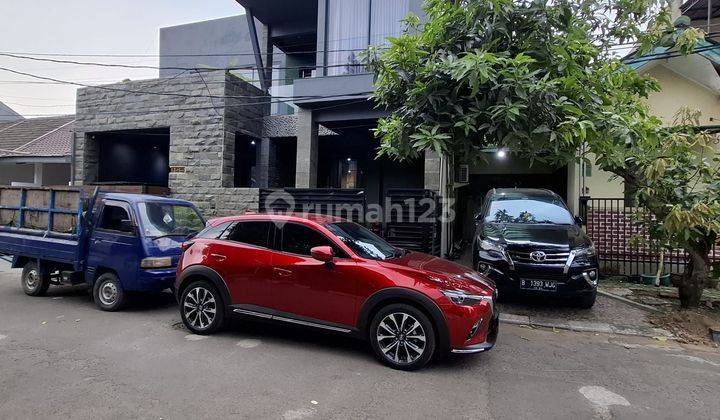 Rumah Lokasi Strategis Ada Roof Top 2.5 Lantai Di Griya Jakarta Pamulang 2