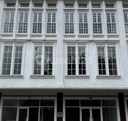 For Rent Fast New Shop House Ready to Occupied 4 Units Side by Side in Modernland Tangerang For Rent Fast New Shop House Ready to Occupied 4 Units Side by Side in Modernland Tangerang