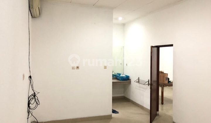 For Sale 2-Story House 112 M2 in Taman Kota Kembangan, West Jakarta 2