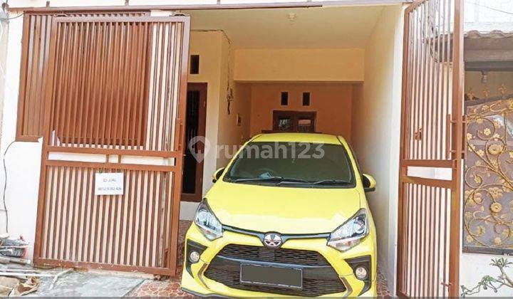 DIJUAL Rumah 2.5 Lantai Bebas Banjir di Villa Tomang Baru Blok H 1