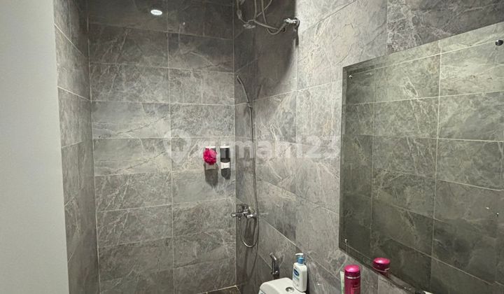 Dijual Rumah Furnished Siap Huni di Cluster Pinewood Banjar Wijaya 2