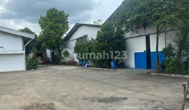 Cheap Warehouse for Rent with Warehouse Permit on Main Road, Tangerang City Cheap Warehouse for Rent with Warehouse Permit on Main Road, Tangerang City