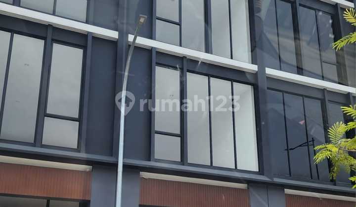 Disewakan Ruko Hampton Avenue Hampton Di Boulevard Gading Serpong Disewakan Ruko Hampton Avenue Hampton Di Boulevard Gading Serpong