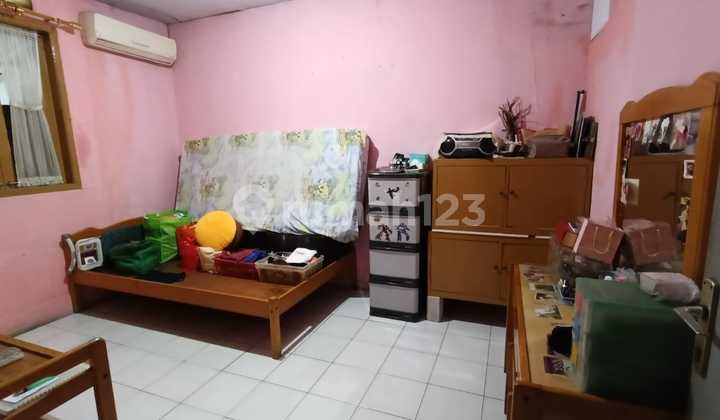 Cheap Sale Wide 144 M2 House on Jalan Cimone Permai Tangerang 2