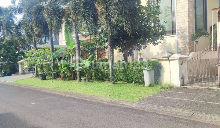 For Sale 3-Story Luxury Ready-to-Live Home in Himalaya Park, Lippo Karawaci Central 2