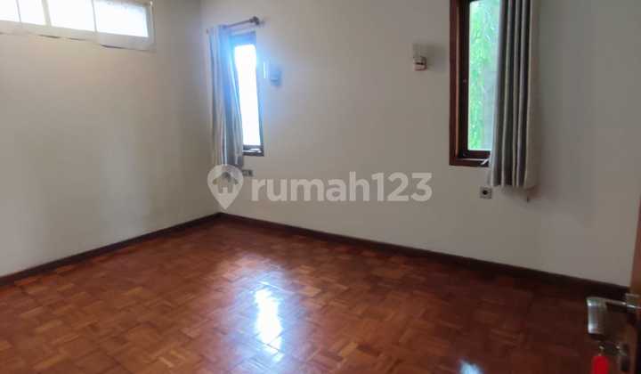 Disewa Rumah Cakep Nuansa Villa Full Furnished Rapi Bersih Di Taman Diponegoro Lippo Karawaci 2