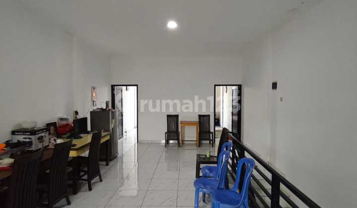 For Quick Sale: Ready-to-Occupy 2-Story Shop House Suitable for Business and Residence in Taman Royal, Tangerang 2