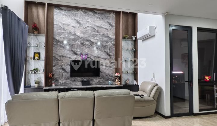 Disewakan Cepat Rumah Full Furnished Rapi Siap Huni di Zora Bsd