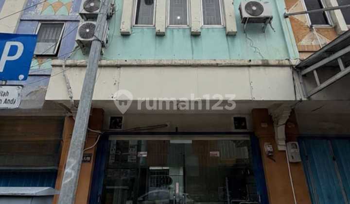 Dijual Ruko Bagus Rapi dan Siap Huni di Area Ramai Hadap Jalan Gading Serpong