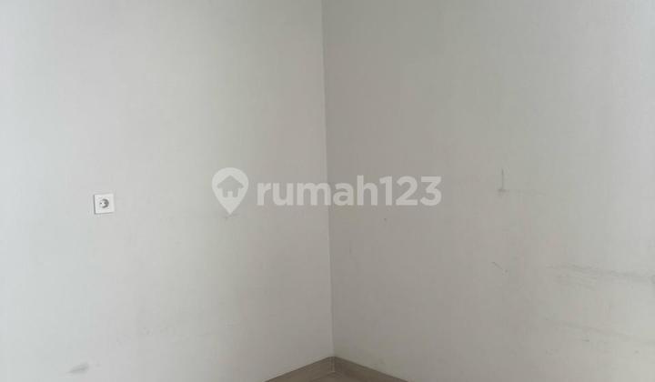 Disewakan Rumah 3 Lantai Ada Backyard Di Aether Bsd Disewakan Rumah 3 Lantai Ada Backyard Di Aether Bsd