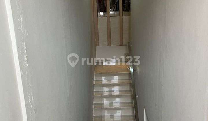 Disewakan Cepat Rumah Semi Furnished Rapi Poris Paradise Eksklusif Tangerang 2