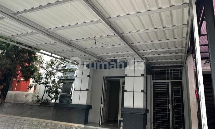 Dijual Cepat Rumah Luas 126 M2 di The Green Bsd 2