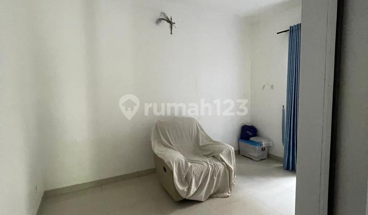 Disewakan Cepat Rumah Semi Furnished Di Cluster Viola Boulevard Banjar Wijaya 2