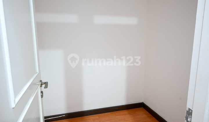 Disewakan Cepat Rumah Full Furnished Kamar 5 di Grisea Gading Serpong 2