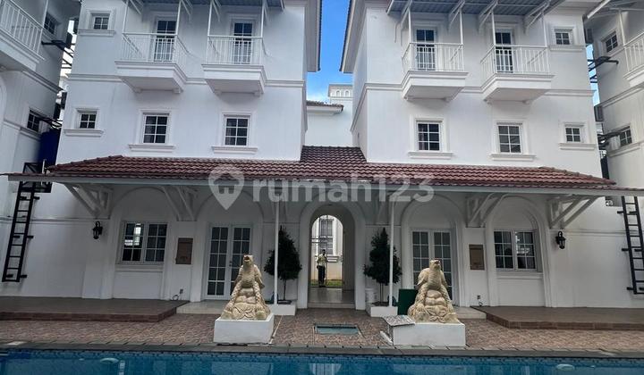 Disewakan Cepat Rumah Kos Furnished di Alesha House Vanya Park BSD City 3 Lantai