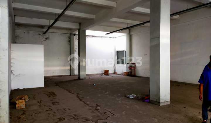 For Rent Land and Building Strategic Location on Jl Raya Curug Tangerang 2
