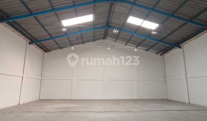 Disewakan Cepat Gudang Strategis Dekat Akses Tol di Tangerang  2