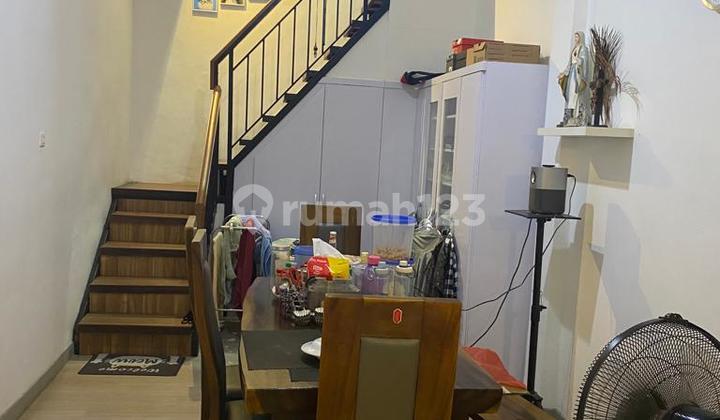 Jual Murah Rumah 1,5 Lantai Free Ac & Water Heater di Banjar Wijaya 2