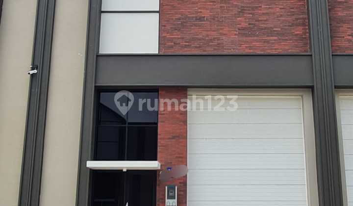 Disewakan Cepat Gudang Bizpark Luas 120 M2 di Pik 2