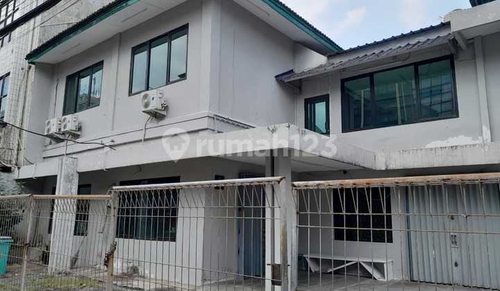 For Rent 324 SQM Spacious House on Alaydrus Raya Street, Petojo, Central Jakarta 1