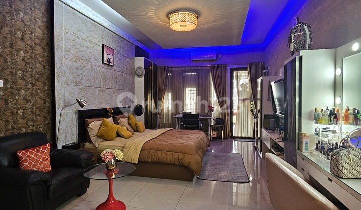 Jual Murah Rumah Hoek Siap Huni Bagus Banget di The Green BSD City Tangerang