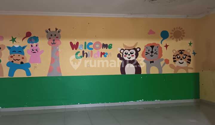 Di Jual Cepat Rumah Luas 200 M2 di Jl Boulevard Viola Banjar Wijaya Di Jual Cepat Rumah Luas 200 M2 di Jl Boulevard Viola Banjar Wijaya