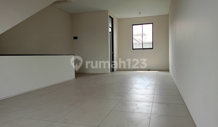 New Ready-to-Use Shop House at Friendly Price 2