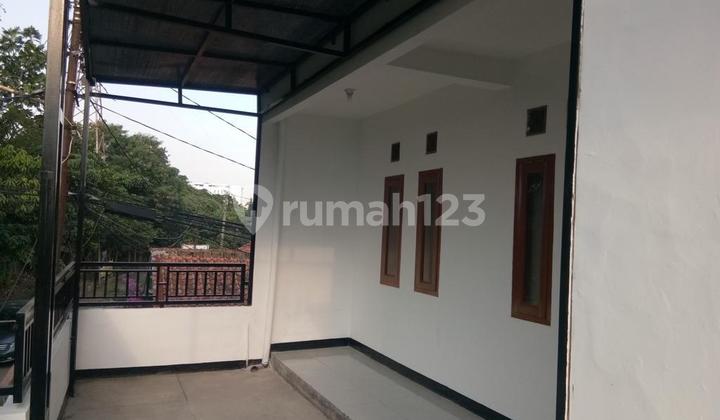 Jual Cepat Rumah Sudut 2 Lantai SHM, Taman Raflesia