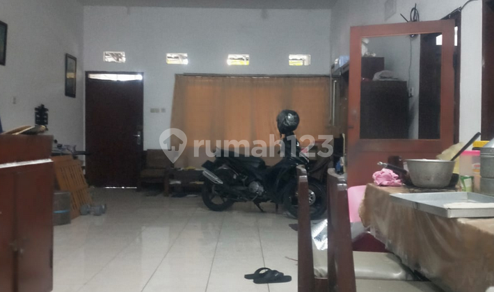 Harga Bawah Pasar! NEGO SAMPE DEAL! Jalan Manyar Adi, Surabaya 2