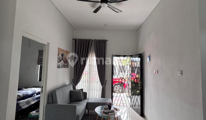 For Sale Ready-to-Live Hook House in Pedurungan, East Semarang 2
